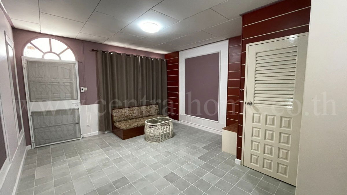 รูป ทาวน์เฮ้าส์ 2 ชั้น ลาดพร้าว 101 ใกล้ MRT สถานีลาดพร้าว 101 พร้อมอยู่ - รูปที่ 10/19