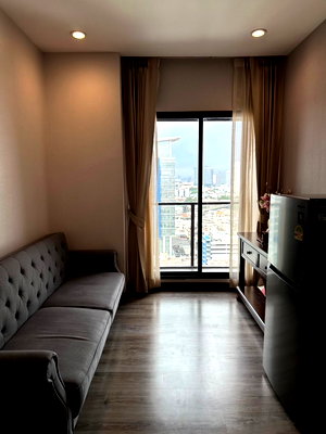 คอนโดให้เช่า : ให้ เช่า คอนโด M1430 เออร์บาโน ราชวิถี 47.64 ตรม พร้อมเข้าอยู่