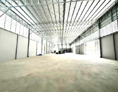 เช่าโรงงาน เขตลาดกระบัง : ให้เช่าโกดัง พร้อมสำนักงาน พื้นที่ 1200 ตารางเมตร ซอยลาดกระบัง 14/1 โกดังสภาพใหม่ / เหมาะเก็บสินค้า หรือ ศูนย์กระจายสินค้า หรือ ธุรกิจ Online