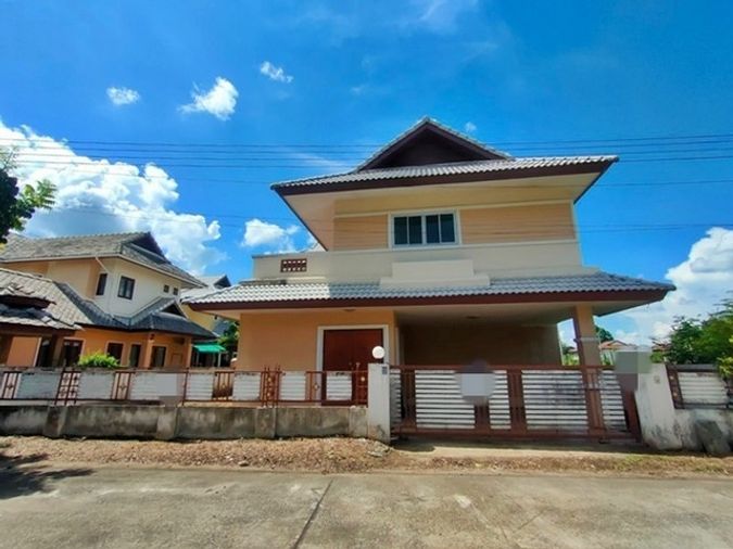 FOR SALE  HOUSE PROPERTY  3200000 BAHT.