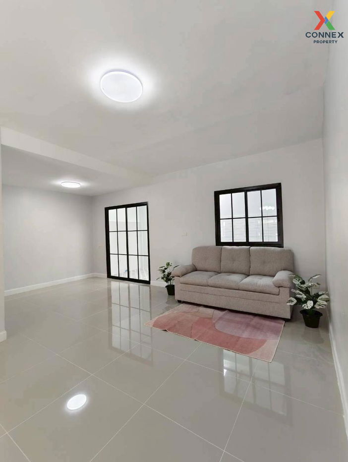 picture For Sale Townhouse/Townhome , Pruksa Ville 28 Wongwaen - Rattanathibet , newly renovated , MRT-Talad Bang Yai , Sao Thong Hin , Bang Yai , Nonthaburi , CX-136916 ✅ Live chat with us ADD LINE @connexproperty ✅ - 5/12