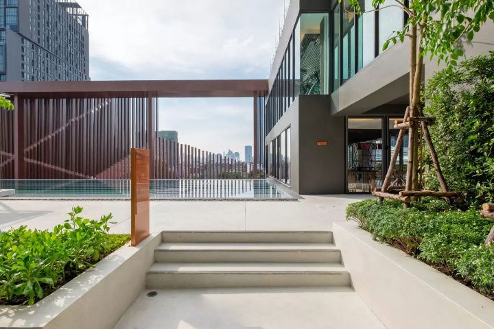 รูป 🚩 ขายขาดทุน คอนโด ซี เอกมัย ชั้น 42 ห้องสวย สไตล์ลอฟท์ 2 ชั้น พื้นที่ใช้สอย 44 ตารางเมตร - รูปที่ 56/65