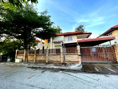 Houses for sale TFD Industrial Estate 2 : FOR SALE  HOUSE PROPERTY  3155000 BAHT.