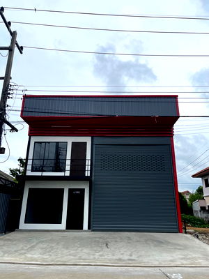Factory for rent Lamlukka Khlong Si : 🏢 Office with Warehouse for Rent – Soi Ruamsuk, Lam Luk Ka – Rangsit Khlong 4 🏢 📍 Great location with easy access from multiple routes 