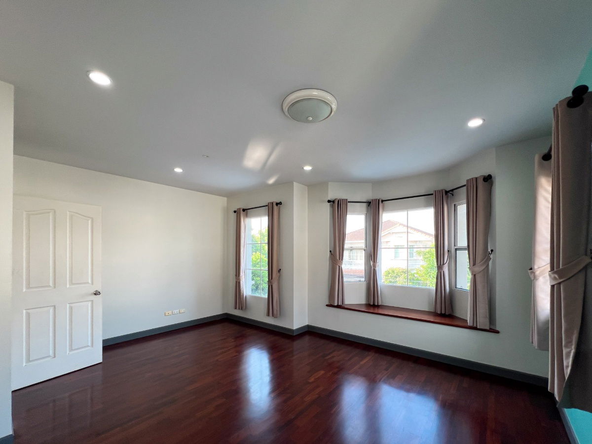 picture House for Rent in Mantana Onnut–Wongwaen 1 | Bangna–Prawet Area, Near Mega Bangna & Suvarnabhumi Airport - 11/29