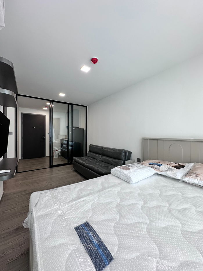 รูป ปล่อยเช่าห้องใหม่ Maroon Ratchada32 ส่วนกลาง 8 ชั้น | 1 ห้องนอน พื้นที่ 27 ตรม บิ้วห้อง เครื่องใช้ไฟฟ้าครบ | 082-4499822 แพรวา - รูปที่ 3/11