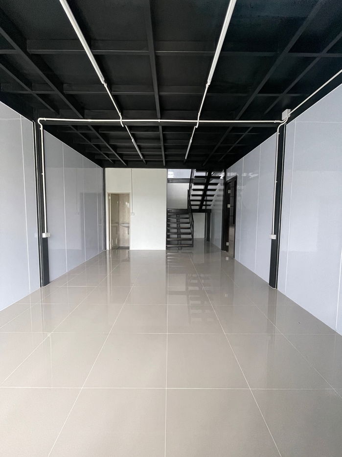 picture 🏢 Office with Warehouse for Rent – Soi Ruamsuk, Lam Luk Ka – Rangsit Khlong 4 🏢
📍 Great location with easy access from multiple routes - 3/4