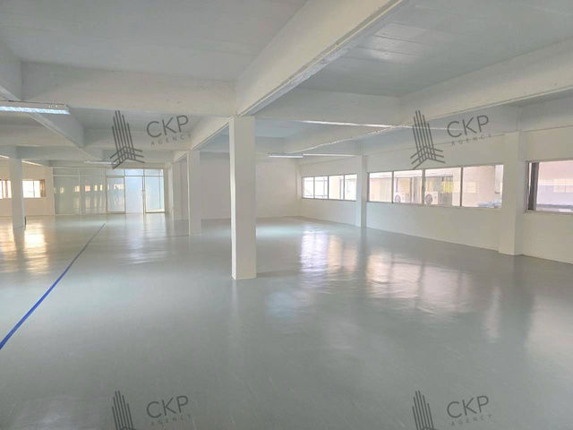 picture Space for rent in Lenso Building, 2nd-4th floor, starting at 96 sq m., on Srinakarin Road, with parking. - 2/8