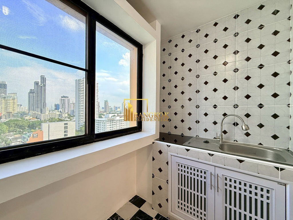 picture Le Premier 2 | Renovated 2 Bed Condo For Rent in Thonglor - BR60613CD - 10/39