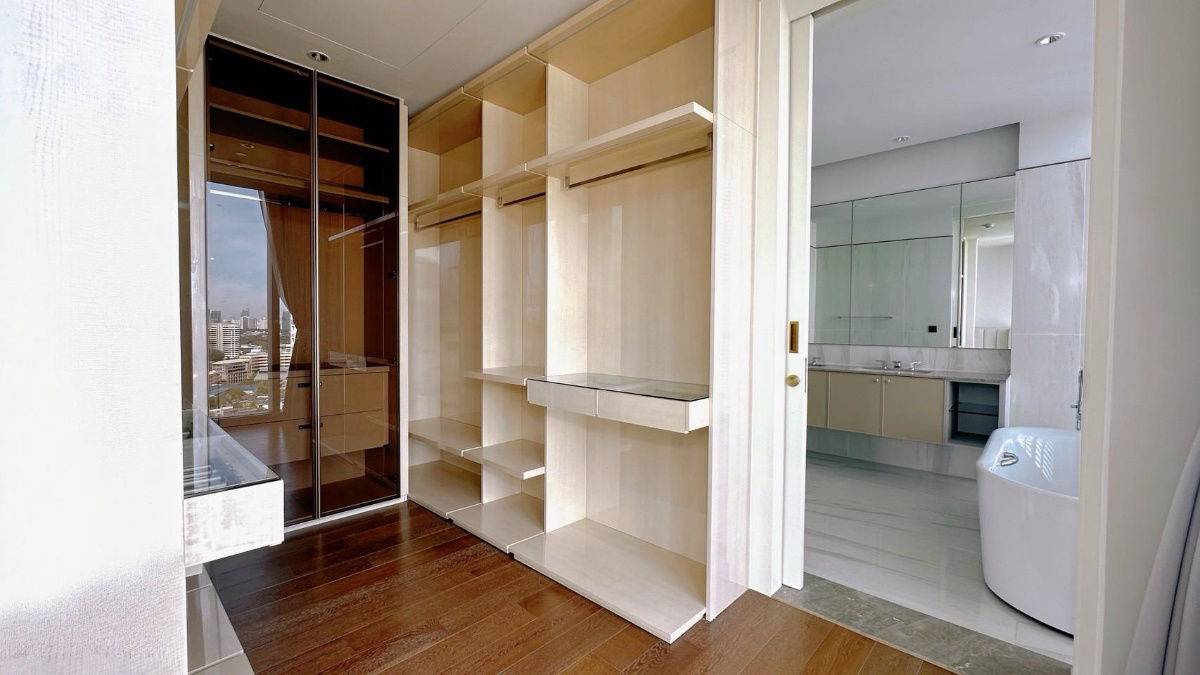 picture LTHC13571 – Condo for Rent | KRAAM Sukhumvit 26 | 180 sqm | 3 Beds 3 Baths | 180K/Month | Near BTS Phrom Phong - 6/13