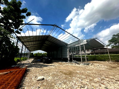 Factory for rent Bangkok-Chon Buri Motorway : 🇬🇧 Warehouse for Rent – Saphan Sung, Krungthep Kreetha, Bangkok 📍 Convenient location, easy access, trailer trucks can enter Warehouse 