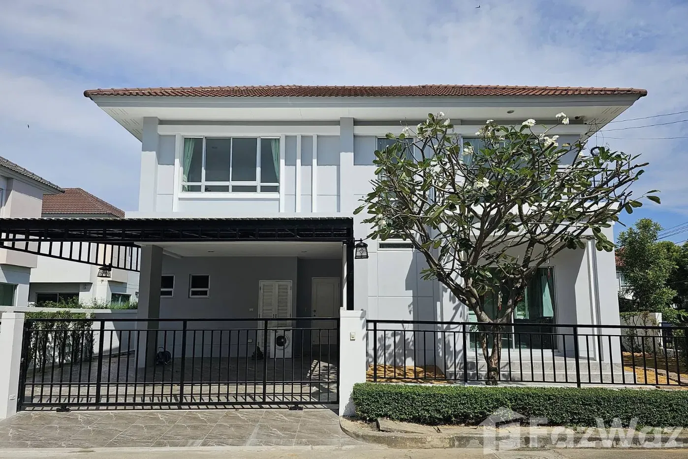 รูป ให้เช่าบ้านเดี่ยว 2 ชั้น หลังหัวมุม ติดถนนรามอินทรา 1702728 - รูปที่ 1/9