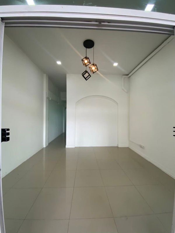 รูป [ขาย | SALE : SBB40377] 🏢 เมอริโต้ เพชรเกษม 63 | อาคารพาณิชย์ 3.5 ชั้น | เหมาะทำโฮมออฟฟิศและค้าขาย - รูปที่ 2/12