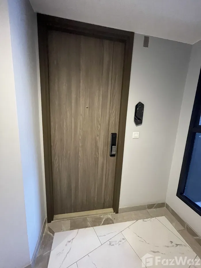 picture Lovely corner condo! 1961542 - 23/27