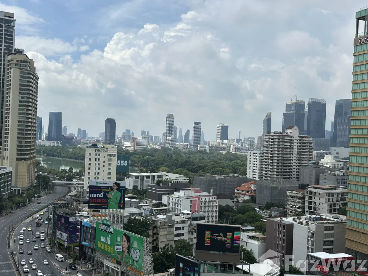 รูป ขาย คอนโด 2 ห้องนอน ในโครงการ ลาส โคลินาส 5598111 - รูปที่ 2/32