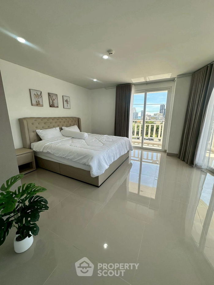 picture 3-BR Condo at Royal Hill Resort Condominium close to Pattaya South (ID 2419717) - 11/18