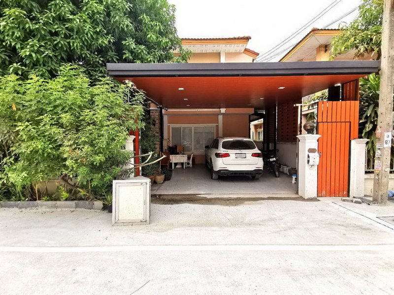 รูป ขายบ้านเดี่ยว 2ชั้น บางใหญ่ นนทบุรี มบ.ทวีโชติ4 หน้าบ้านไม่ชนใคร แปลงมุม 4ห้องนอน 3ห้องน้ำ 2ห้องครัว 2ที่จอดรถ ใกล้Central Westgate ตลาดบางใหญ่ - รูปที่ 1/18