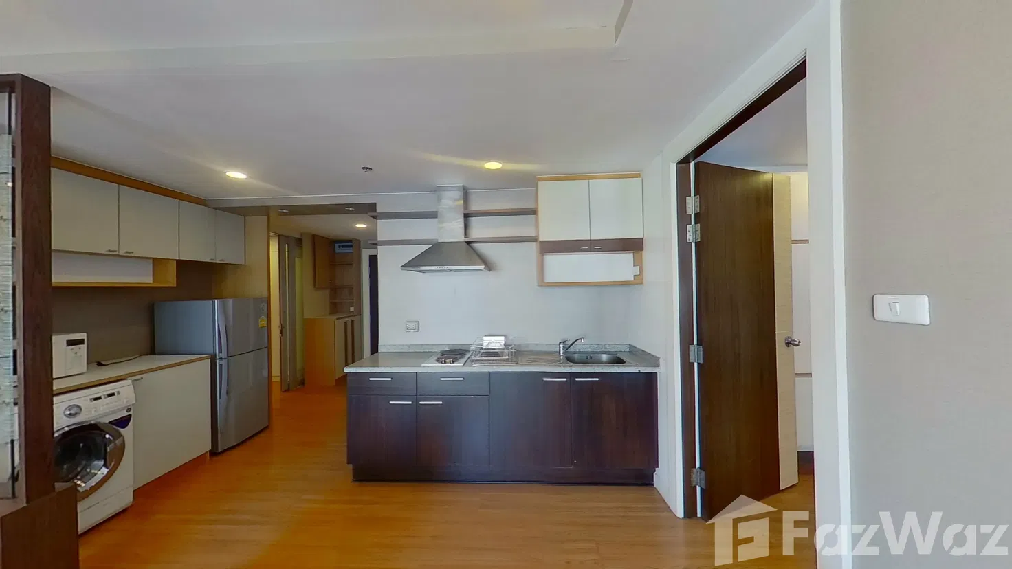 picture 2 Bedroom Condo for sale at The Trendy Condominium 38019 - 5/7