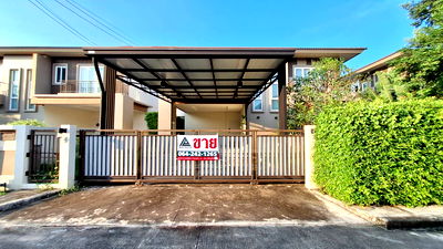 Houses for sale Soi Susawas Thanyaburi : For Sale: 2-Storey House 4 Bedrooms Suetrong Cozy The Oxy Rangsit Khlong 6 Phase 5  Land Area 80 square wah 