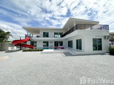 6 Bedroom Villa for sale in Huai Yai, Chon Buri  1940046