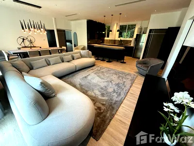 Condos for sale Phuket : Amazing Foreign Freehold 3 Bed Condo in Kamala 5801291