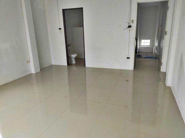 picture FOR SALE COMMERCIAL BUILDING PROPERTY 1200000 BAHT. - 7/8