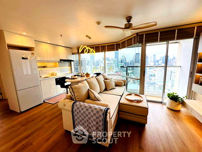 ขายคอนโด : คอนโด 1-ห้องนอน ที่ สุขุมวิท สวีท คอนโดมิเนียม ใกล้ BTS นานา (ID 2420156)