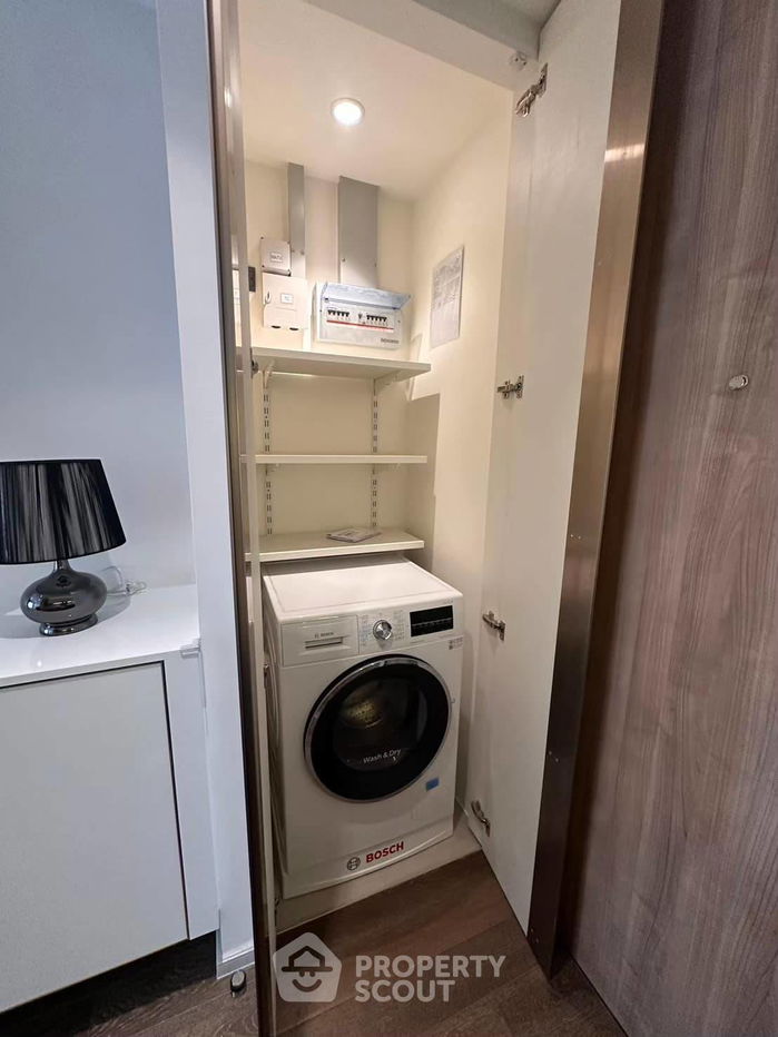 picture 1-BR Condo at Muniq Sukhumvit 23 near MRT Sukhumvit (ID 1942113) - 3/8