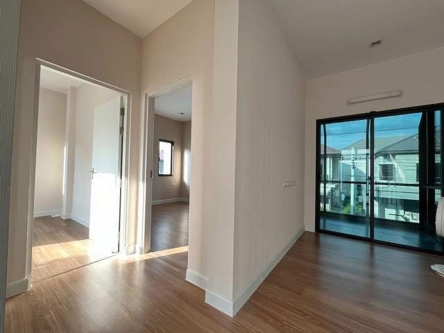 รูป ขายถูกกว่าโครงการ บ้านหรู บางกอก บูเลอวาร์ด พระราม 5 (50.3 ตร.ว.) 4นอน 3 น้ำ - รูปที่ 28/45