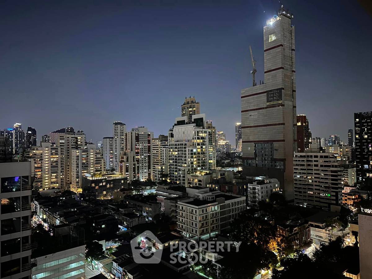picture 1-BR Condo at Muniq Sukhumvit 23 near MRT Sukhumvit (ID 1942113) - 2/8