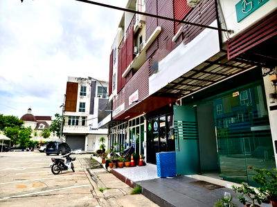 Home office for rent Sathu Pradit Road : Home Office for Rent on Rama 3 Road (SPSAD3380)