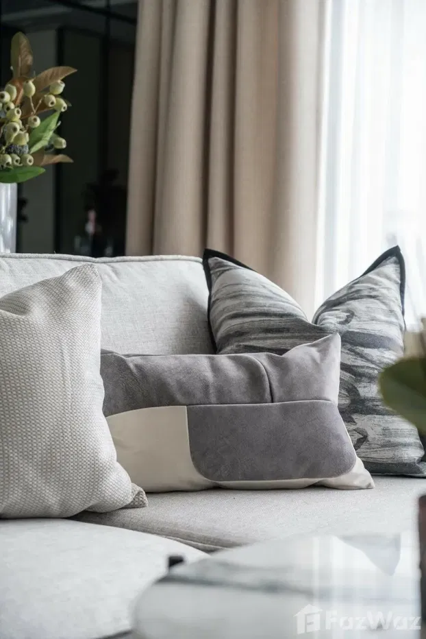 picture Choose Home or Rental? This Central Bangkok Condo Has It All! 1047214 - 6/18