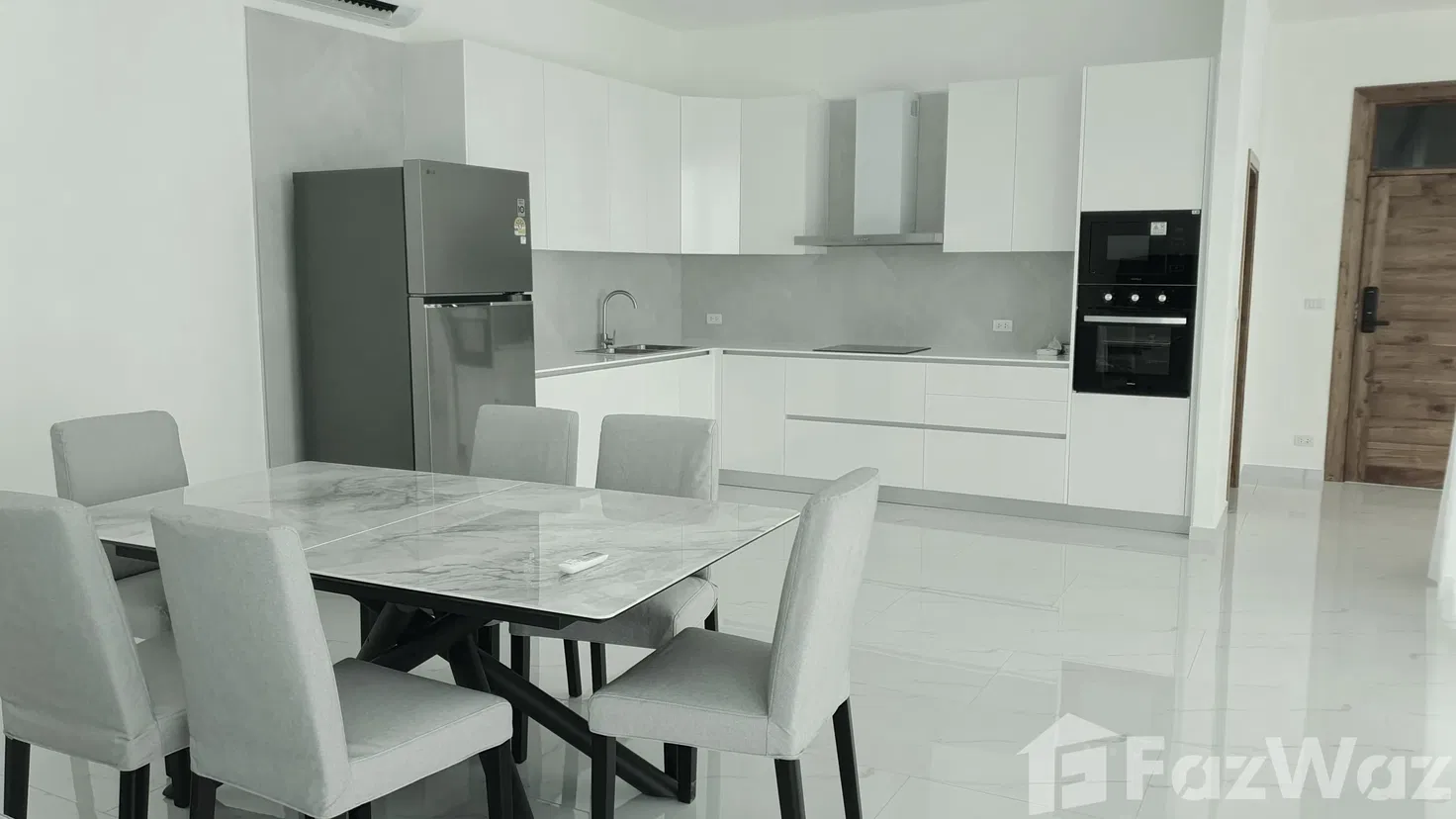 picture 3 Bedroom Villa for sale in Rawai, Phuket 5864577 - 4/8