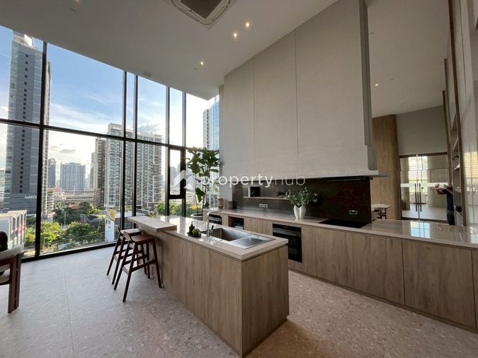 Nue District R9 Rama 9