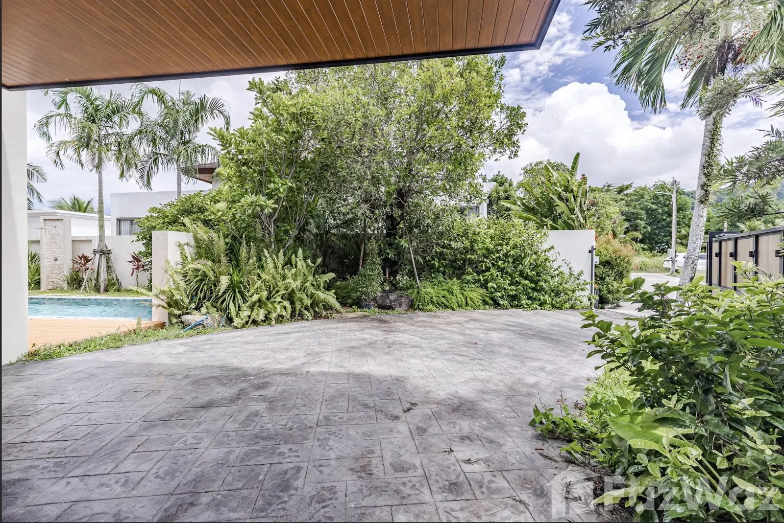 4 Bedroom Villa for rent in Si Sunthon, Phuket 1880622