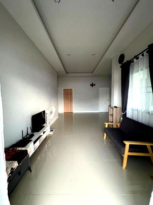 เช่าบ้านเดี่ยว ดอยสะเก็ด เชียงใหม่ : ปล่อยเช่าบ้านเดี่ยว โครงการรดาโฮม4 เชียงใหม่ มีเฟอร์นิเจอร์และเครื่องใช้ไฟฟ้าครบ T.0946511456