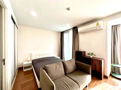 Condos for rent 700 Year Sports Arena Chiang Mai : 🔥 Room for RENT! at Nimmana Condo  In center of Nimman area - near to University, Shopping Mall, Supermarket, Cafe and etc.