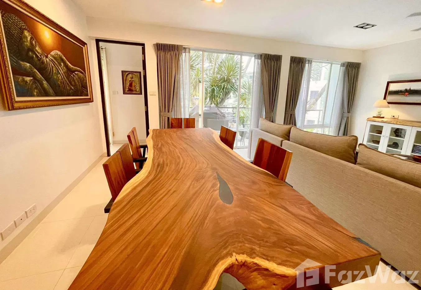 picture Kamala 5848183 - 8/16