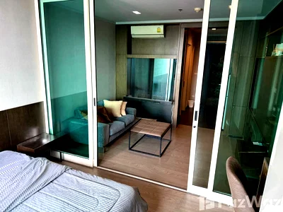 Condos for sale Social Security Office Bangkok Area 3 : Modern Urban Retreat: 1 Bedroom Condo at A Space ID 5549151
