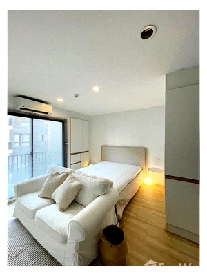 Condos for sale : The Nest 22 Studio Type Fully furnished 5848237