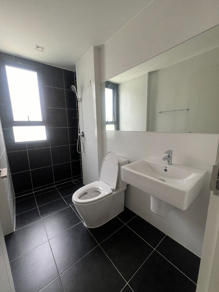 รูป ขายถูกกว่าโครงการ บ้านหรู บางกอก บูเลอวาร์ด พระราม 5 (50.3 ตร.ว.) 4นอน 3 น้ำ - รูปที่ 39/45