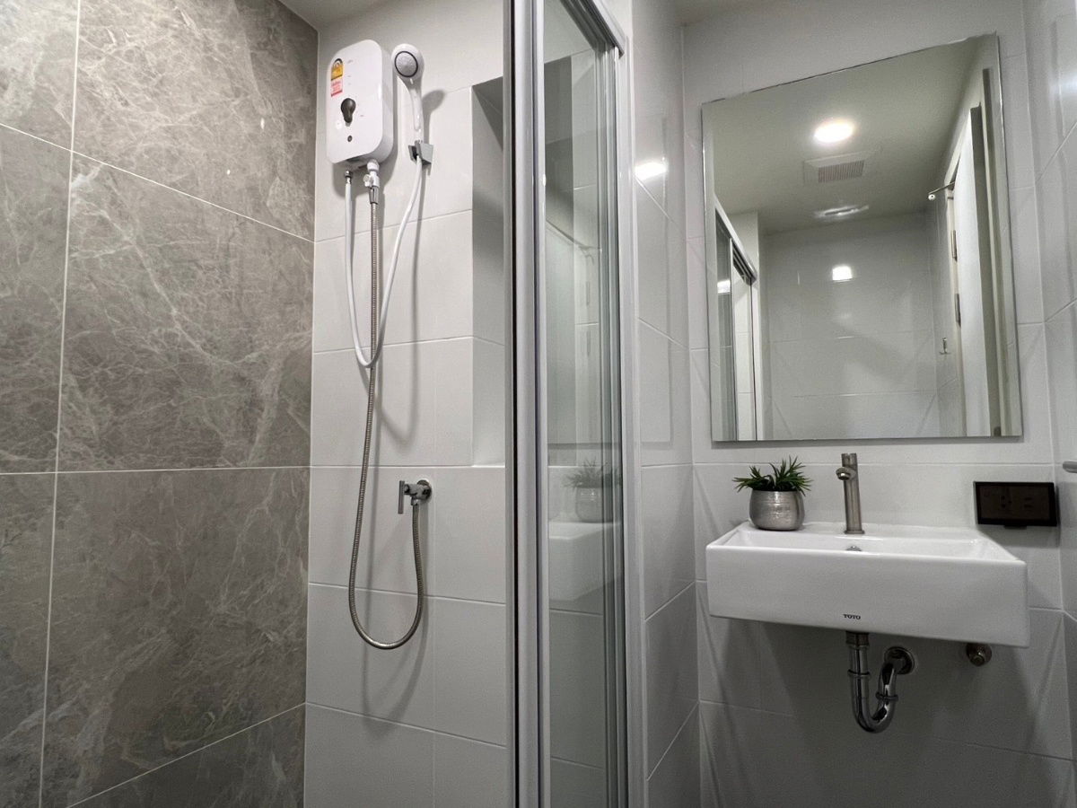 picture 🔥🚝 Room for rent, Hot On Nut project "The Origin Onnut" has a shuttle to BTS Onnut, Lotus & Big C shopping malls, easy to find food 🔥 - 9/12