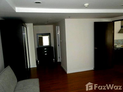 Condos for sale : 2 Bedroom Condo for sale at The Trendy Condominium  39257