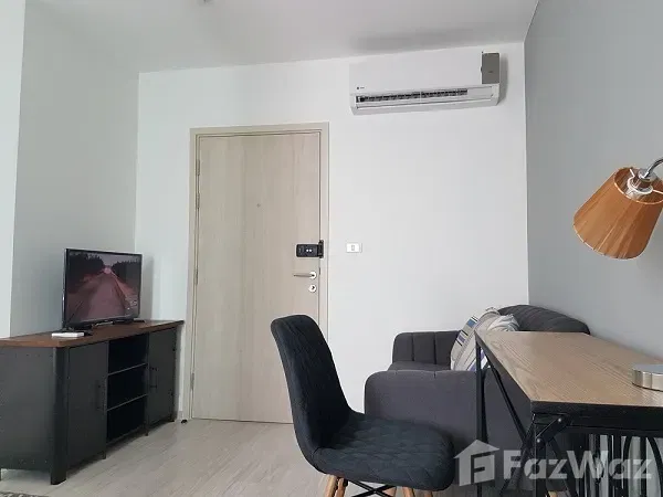 picture condo for sale with tenant 1152770 - 1/6