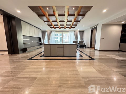 4BR newly renovated for rent in Promphong area. 1993680