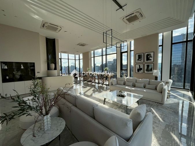 Nue District R9 Rama 9