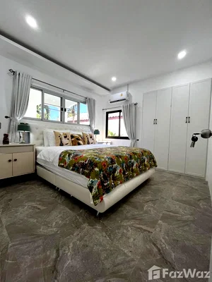 Houses for rent Muang Phuket Phuket : 4 Bedroom House for rent in Rawai, Phuket  5565214