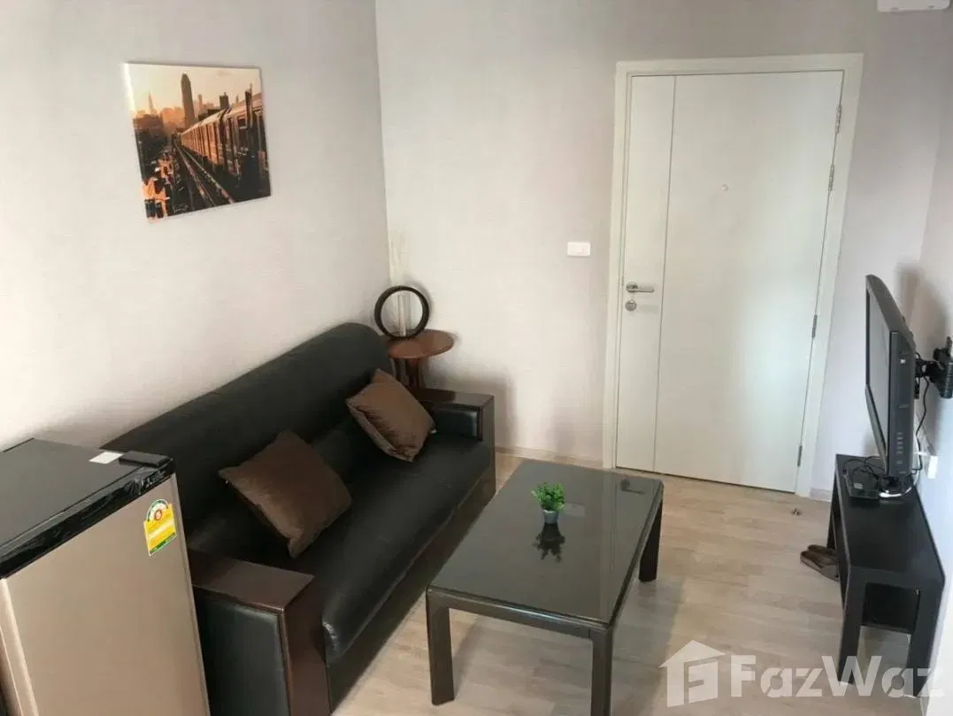 picture Sale - 1 Bedroom | Living Room | Kitchen, Ramkhamhaeng 5719414 - 1/7