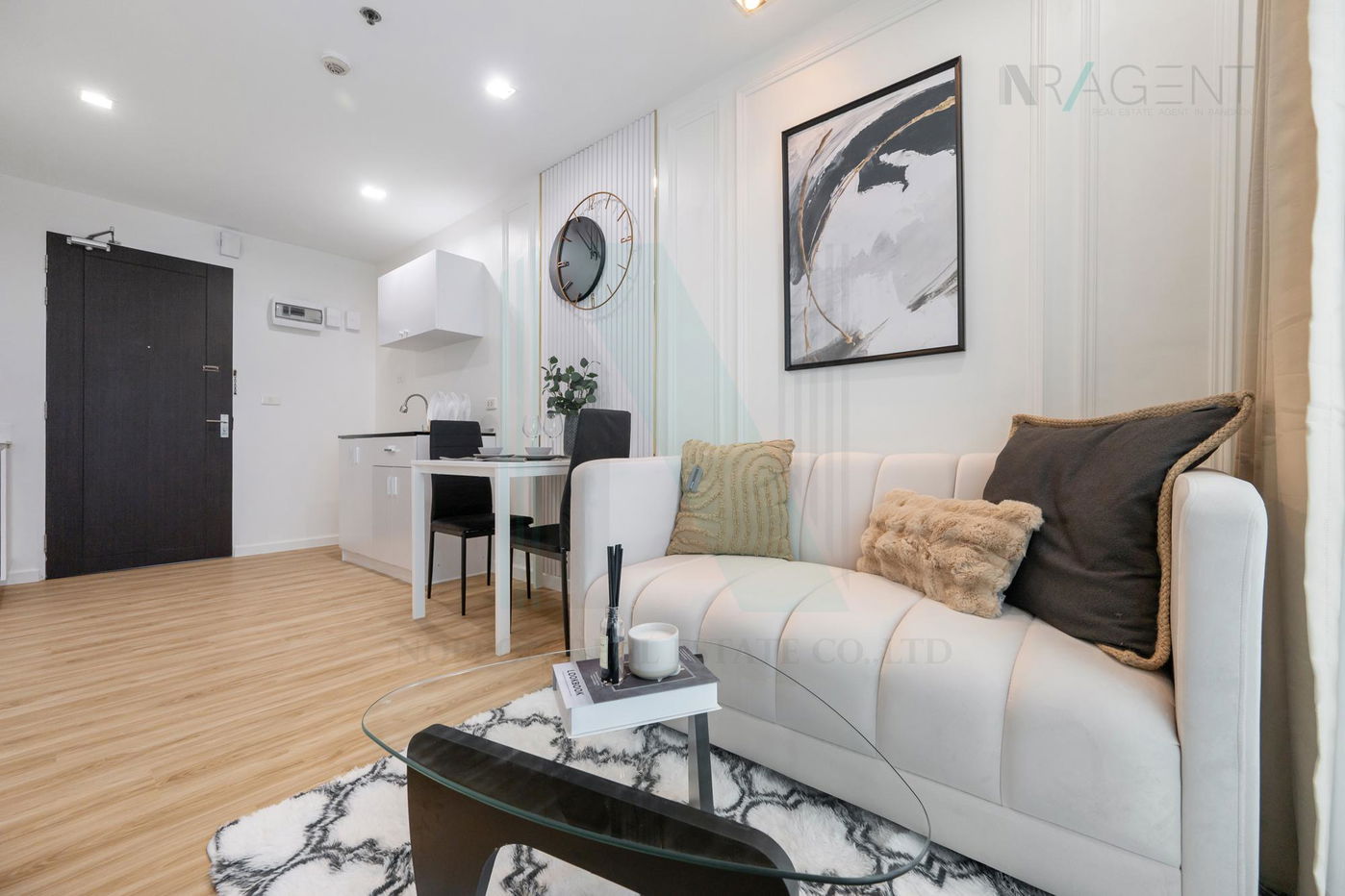 picture For Sell Condo CASA CONDO ASOKE - DINDAENG Building 1, Floor 25,1 bed room, Room size 34 sqm - 4/8