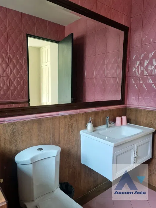 รูป 🔼🔽 AccomA 📩 Pink-Themed Home with Artistic Character (1914114) - รูปที่ 16/20